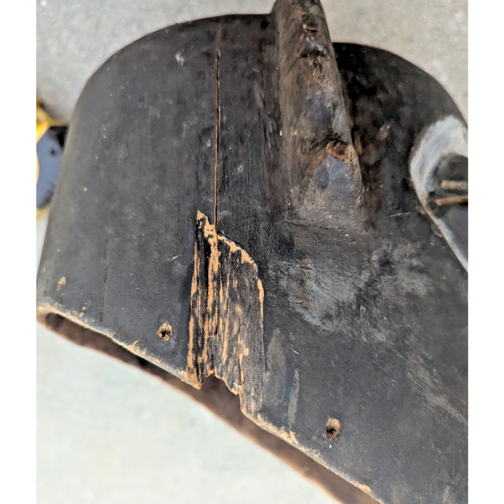 African Tribal Helmet Mask Makonde ? Carved Lightweight Wood As Is - Picture 13 of 16